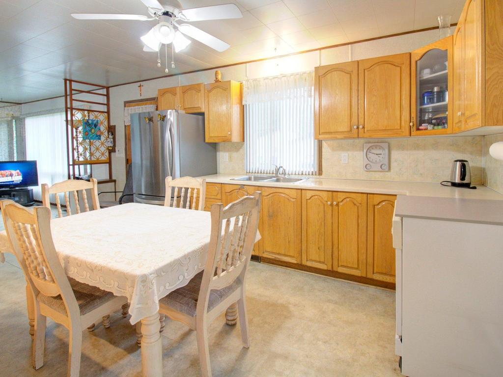 









3240


Rue Godard

,
Sainte-Sophie,




QC
J5J2T5

