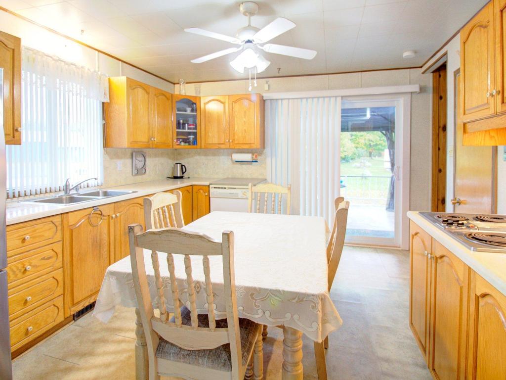 









3240


Rue Godard

,
Sainte-Sophie,




QC
J5J2T5

