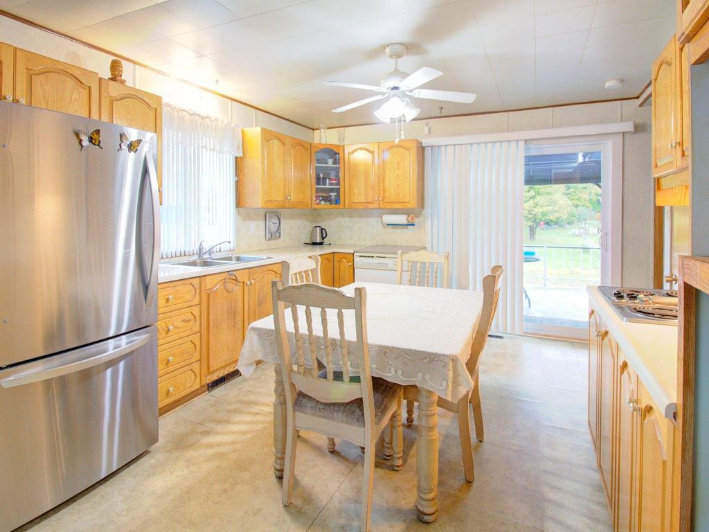 









3240


Rue Godard

,
Sainte-Sophie,




QC
J5J2T5


