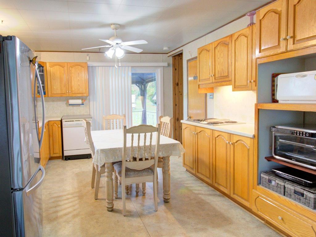 









3240


Rue Godard

,
Sainte-Sophie,




QC
J5J2T5

