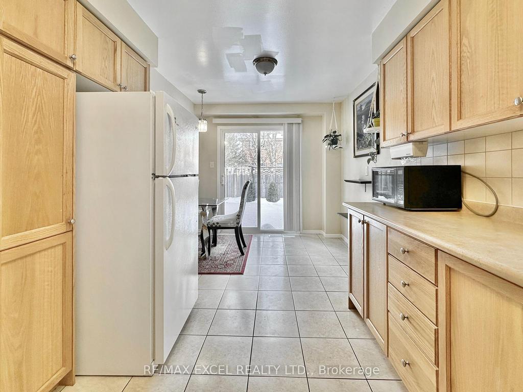 












40 New Port Way

,
Markham,




ON
L3T 5G4

