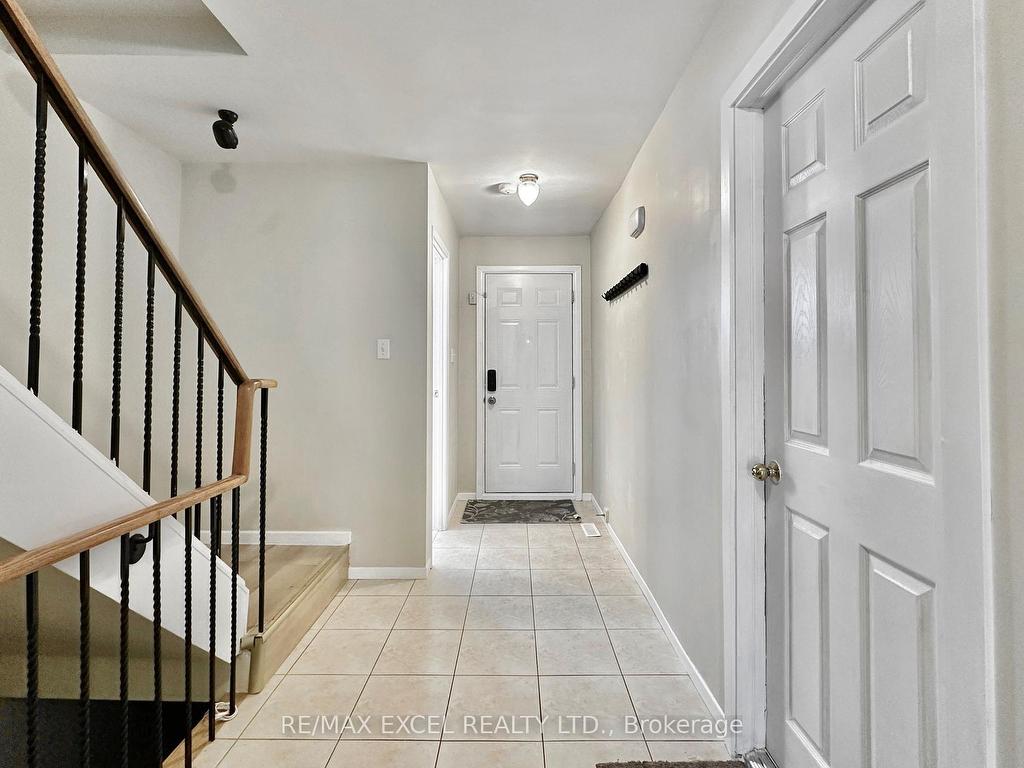 












40 New Port Way

,
Markham,




ON
L3T 5G4

