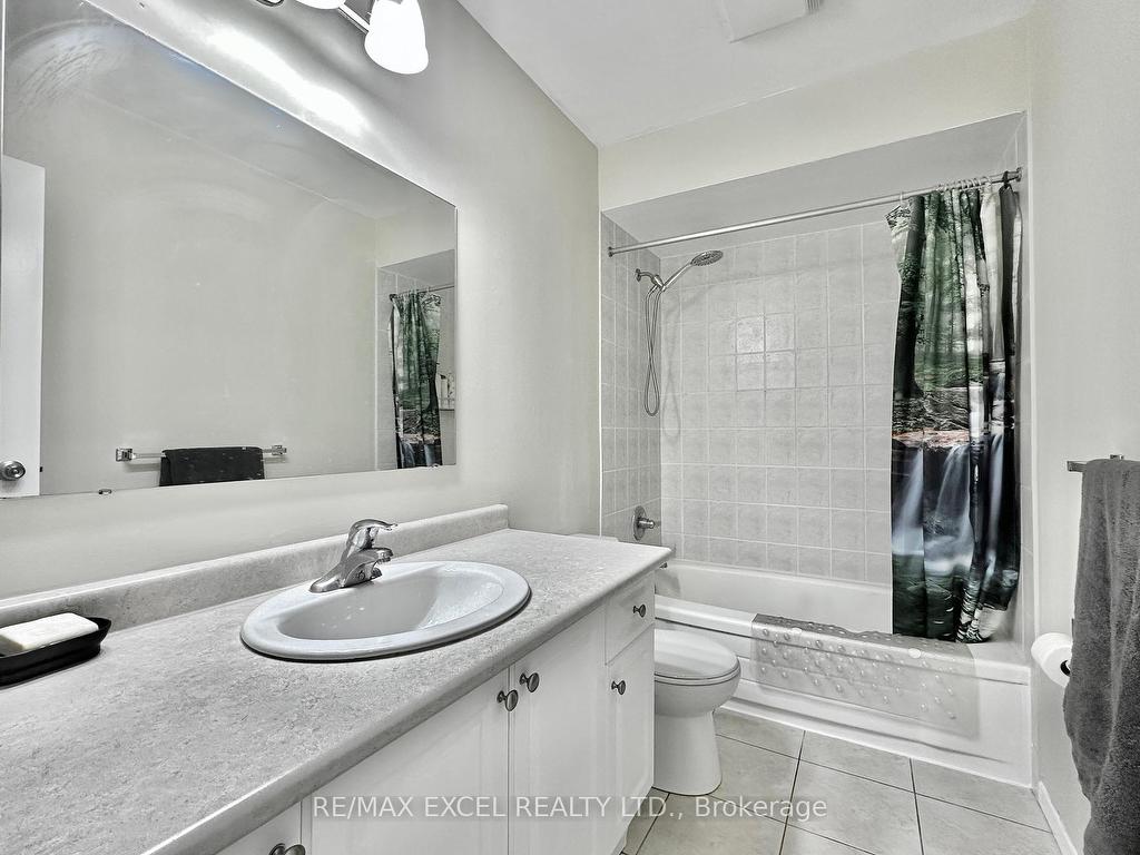 












40 New Port Way

,
Markham,




ON
L3T 5G4

