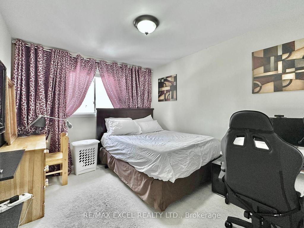












40 New Port Way

,
Markham,




ON
L3T 5G4

