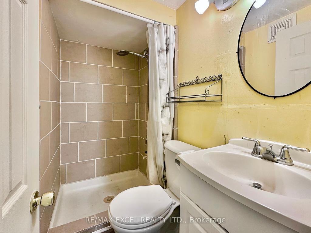 












40 New Port Way

,
Markham,




ON
L3T 5G4

