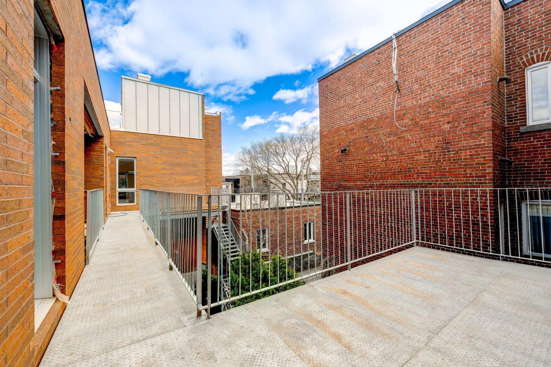 









1112


Rue de Bellechasse

,
Montréal (Rosemont/La Petite-Patrie),




QC
H2S1Y6

