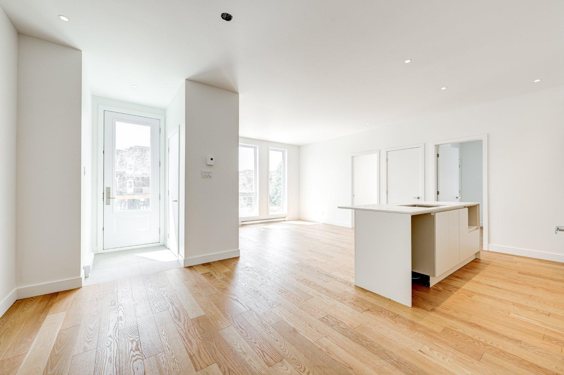 









1112


Rue de Bellechasse

,
Montréal (Rosemont/La Petite-Patrie),




QC
H2S1Y6

