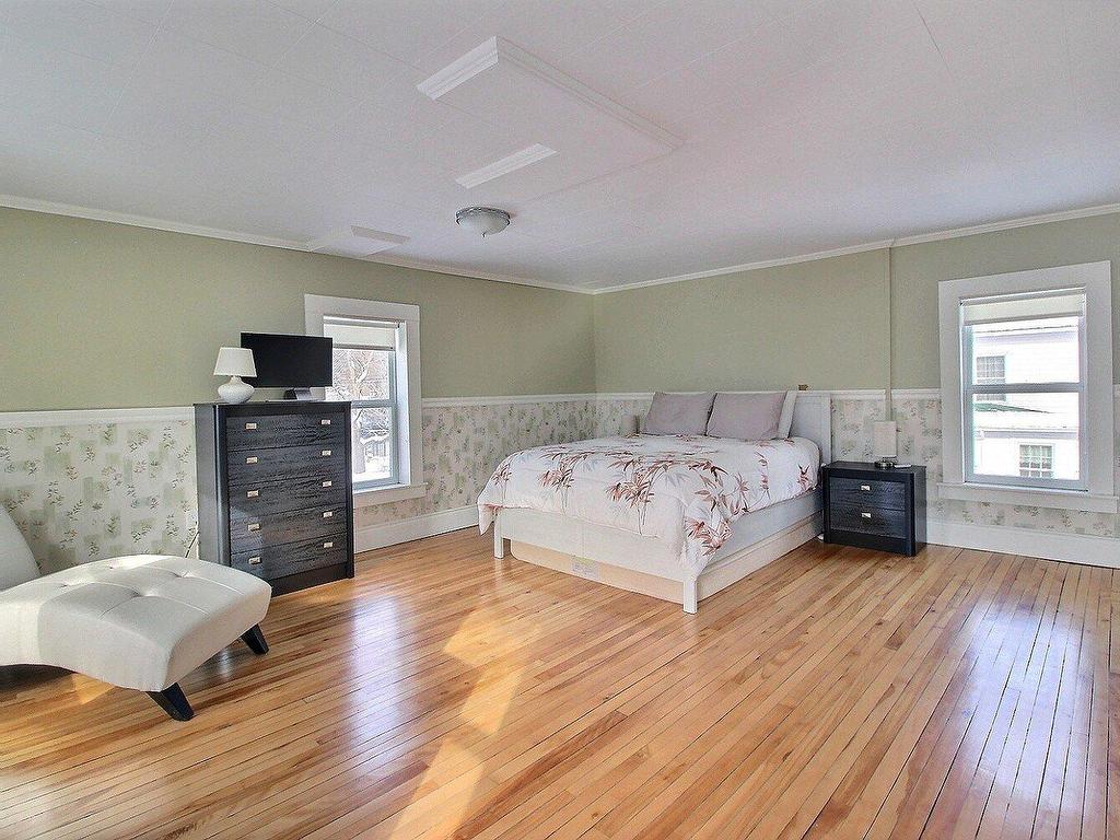 









196


Rue Maple

,
Ayer's Cliff,




QC
J0B1C0

