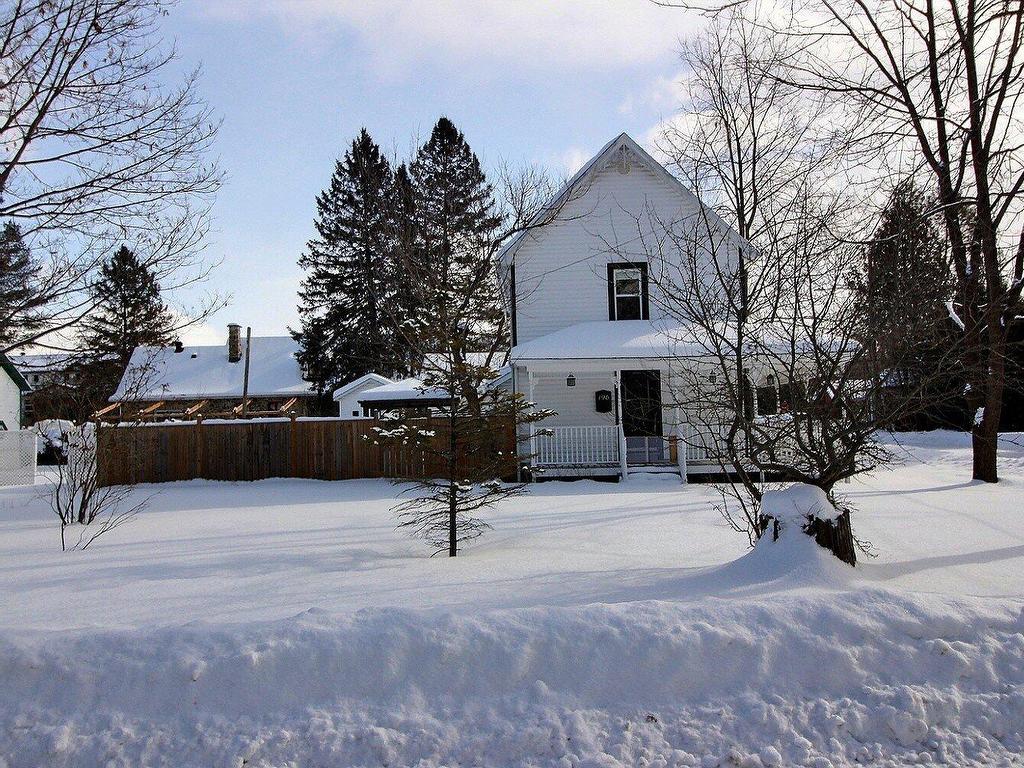 









196


Rue Maple

,
Ayer's Cliff,




QC
J0B1C0

