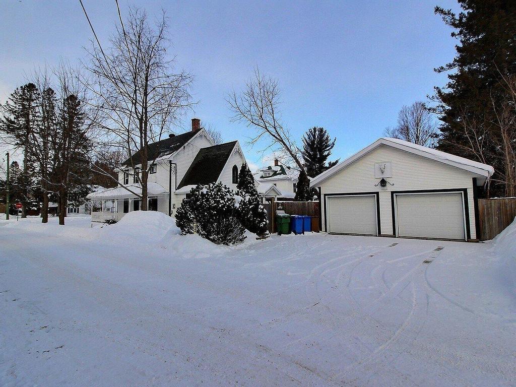 









196


Rue Maple

,
Ayer's Cliff,




QC
J0B1C0

