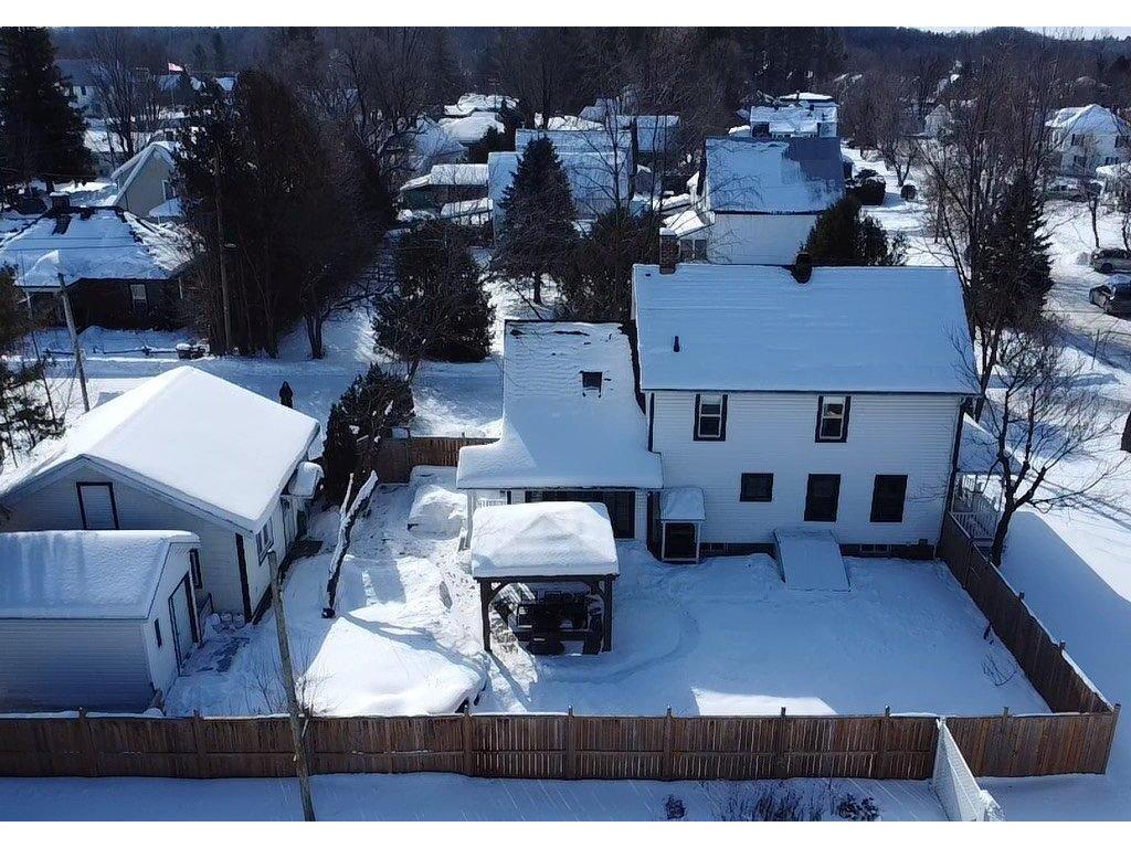 









196


Rue Maple

,
Ayer's Cliff,




QC
J0B1C0

