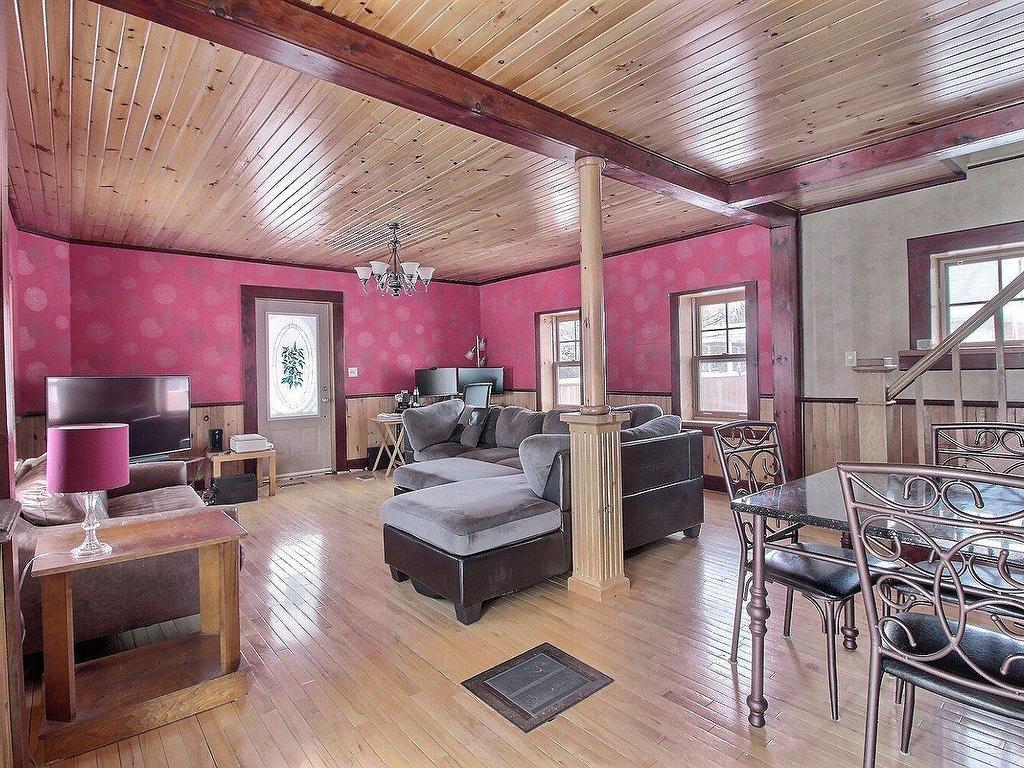 









196


Rue Maple

,
Ayer's Cliff,




QC
J0B1C0

