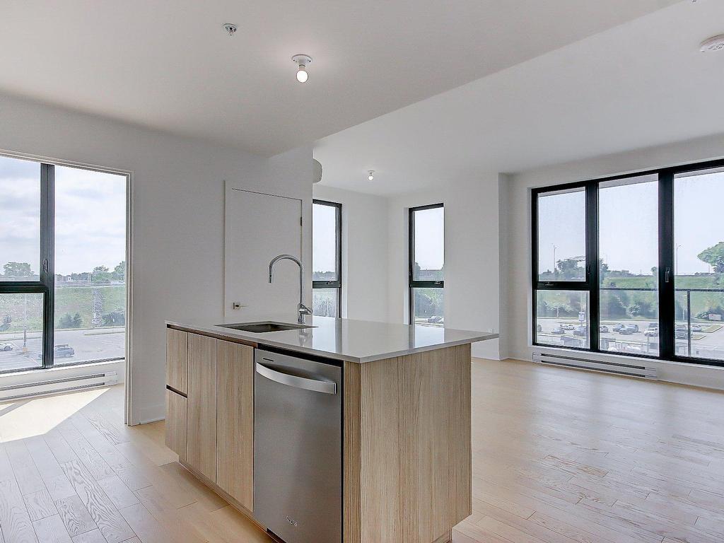 









200


Rue Marie-Charles-Le Moyne

, 424,
Longueuil (Le Vieux-Longueuil),




QC
J4K8C2

