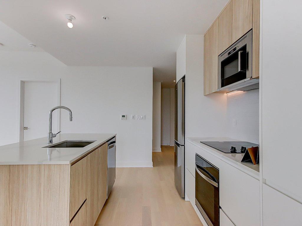 









200


Rue Marie-Charles-Le Moyne

, 424,
Longueuil (Le Vieux-Longueuil),




QC
J4K8C2

