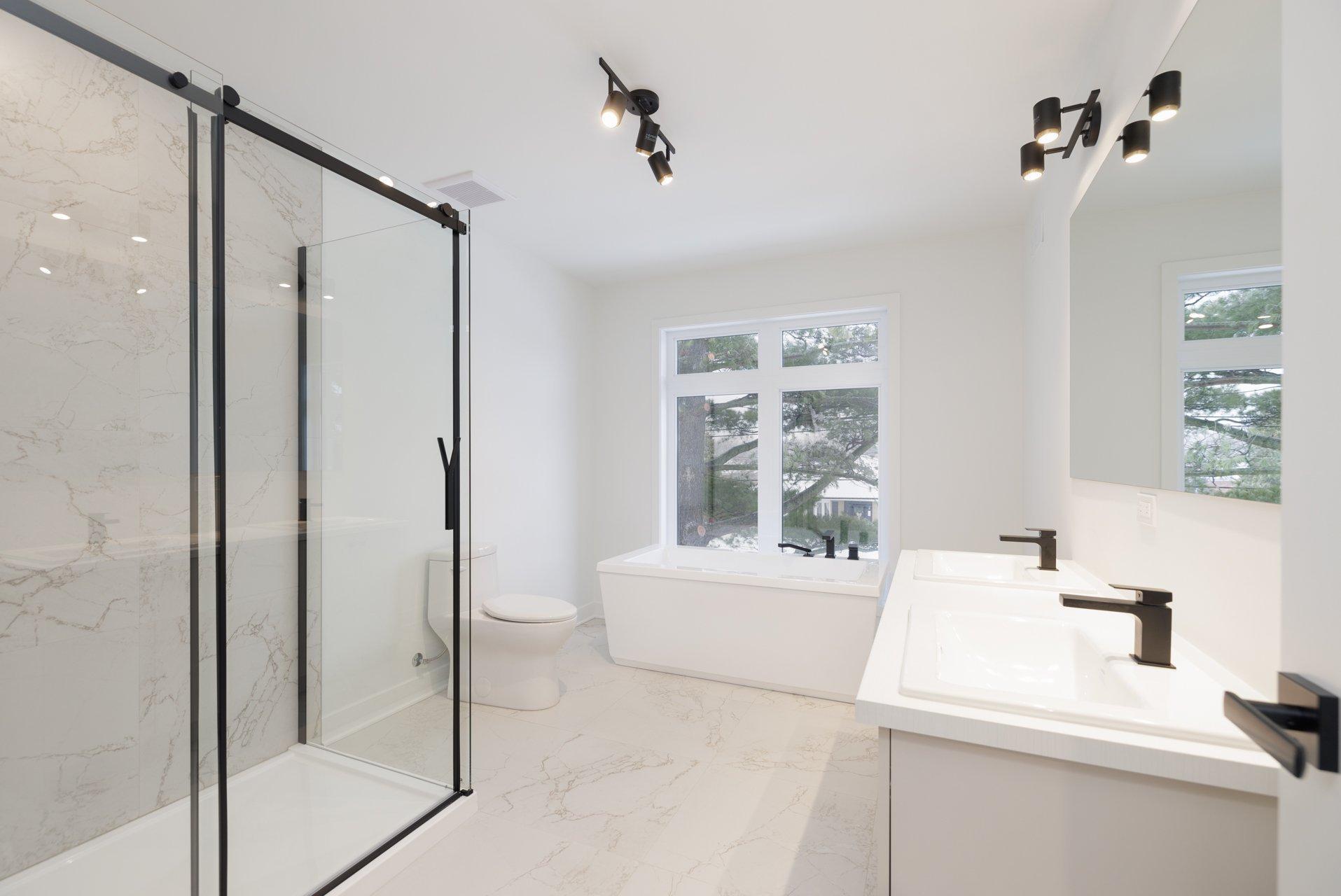 









727


Boul. Pine Beach

,
Dorval,




QC
H9P2L6

