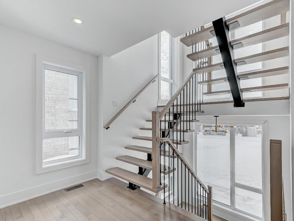 









4660Z


Rue de Châteauneuf

,
Brossard,




QC
J4Z0S9

