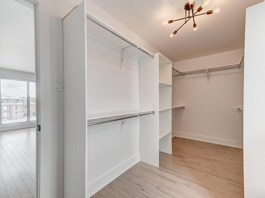 









4660Z


Rue de Châteauneuf

,
Brossard,




QC
J4Z0S9

