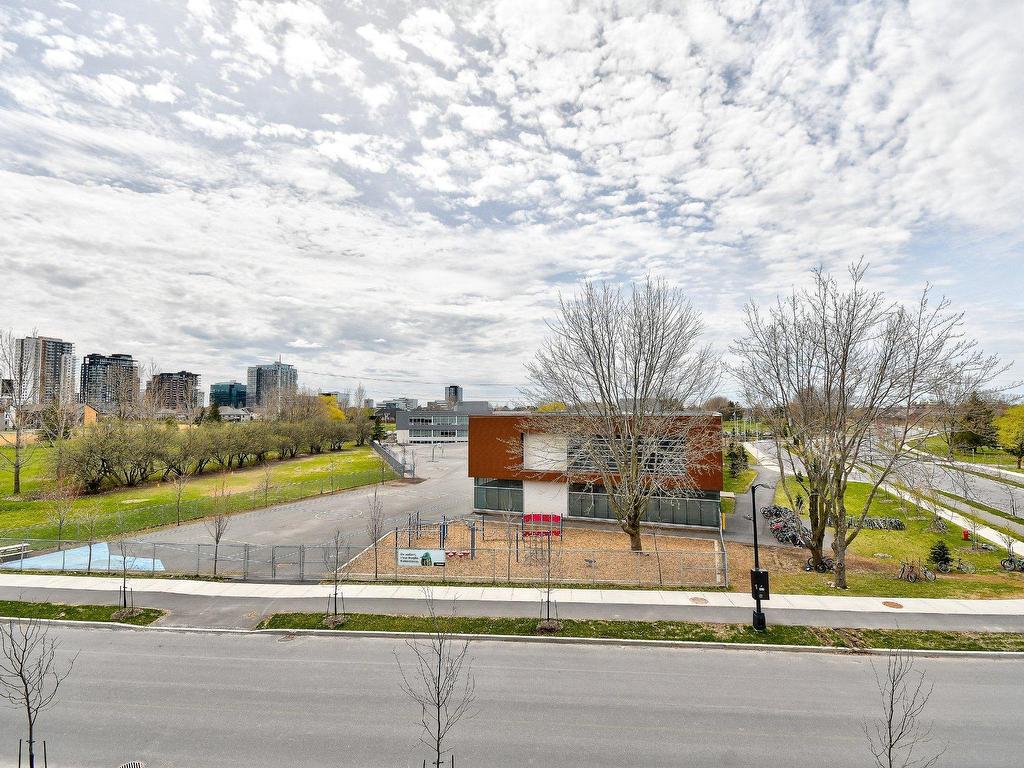 









4660Z


Rue de Châteauneuf

,
Brossard,




QC
J4Z0S9

