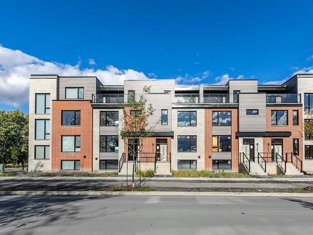 









4660


Rue de Châteauneuf

,
Brossard,




QC
J4Z0S9

