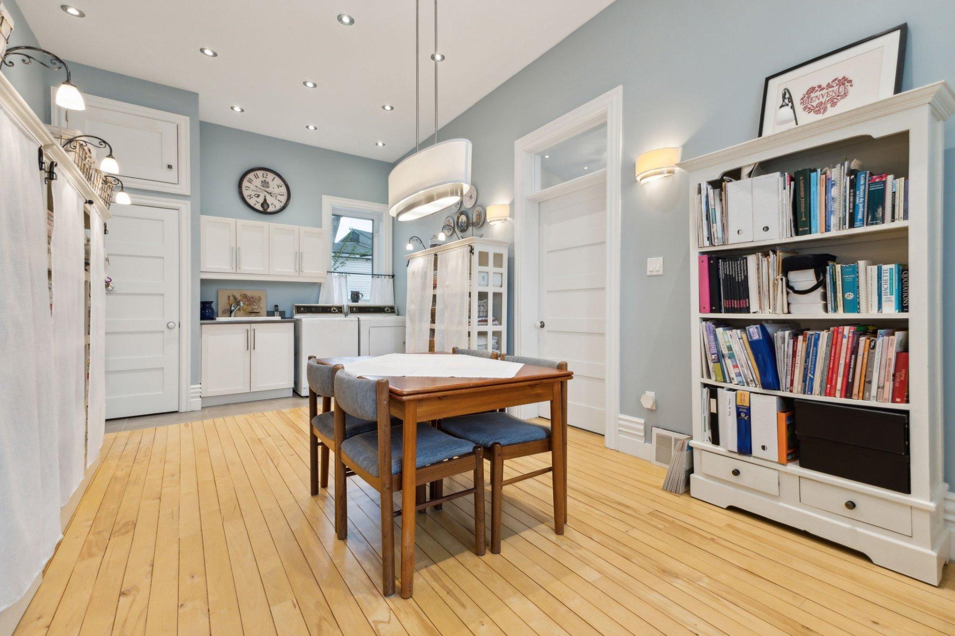 









1035


Rue Jacques-Cartier

,
Gatineau (Gatineau),




QC
J8T2W3

