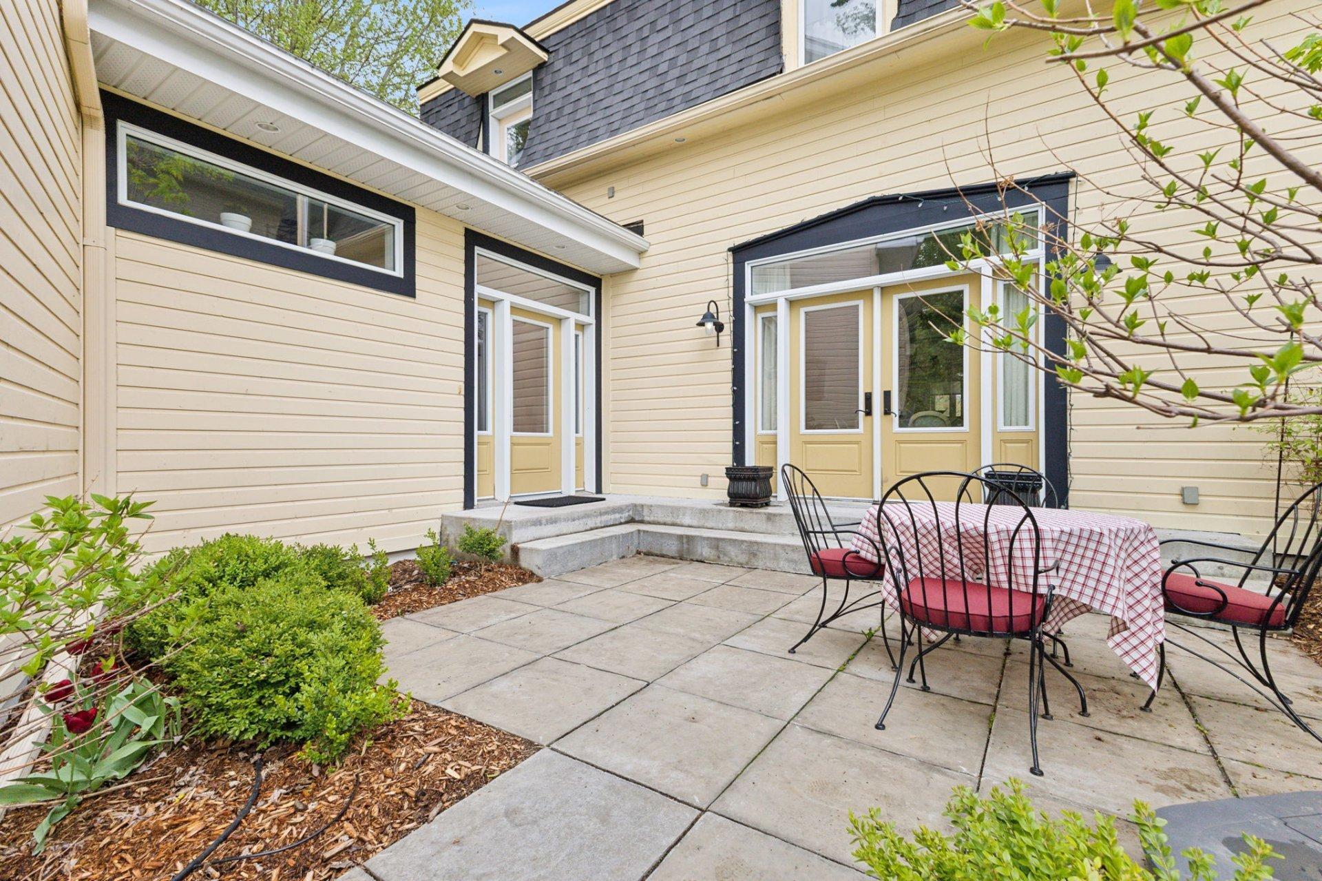 









1035


Rue Jacques-Cartier

,
Gatineau (Gatineau),




QC
J8T2W3

