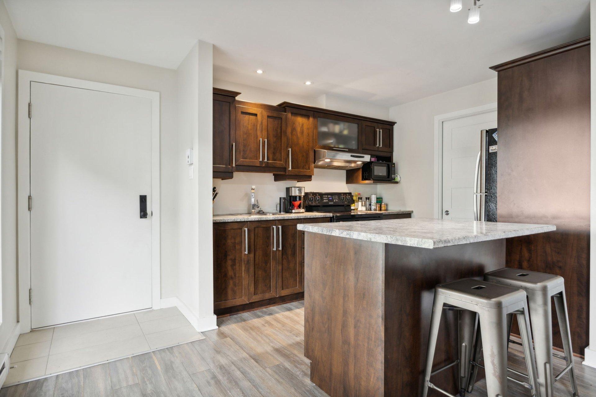 









1035


Rue Jacques-Cartier

,
Gatineau (Gatineau),




QC
J8T2W3

