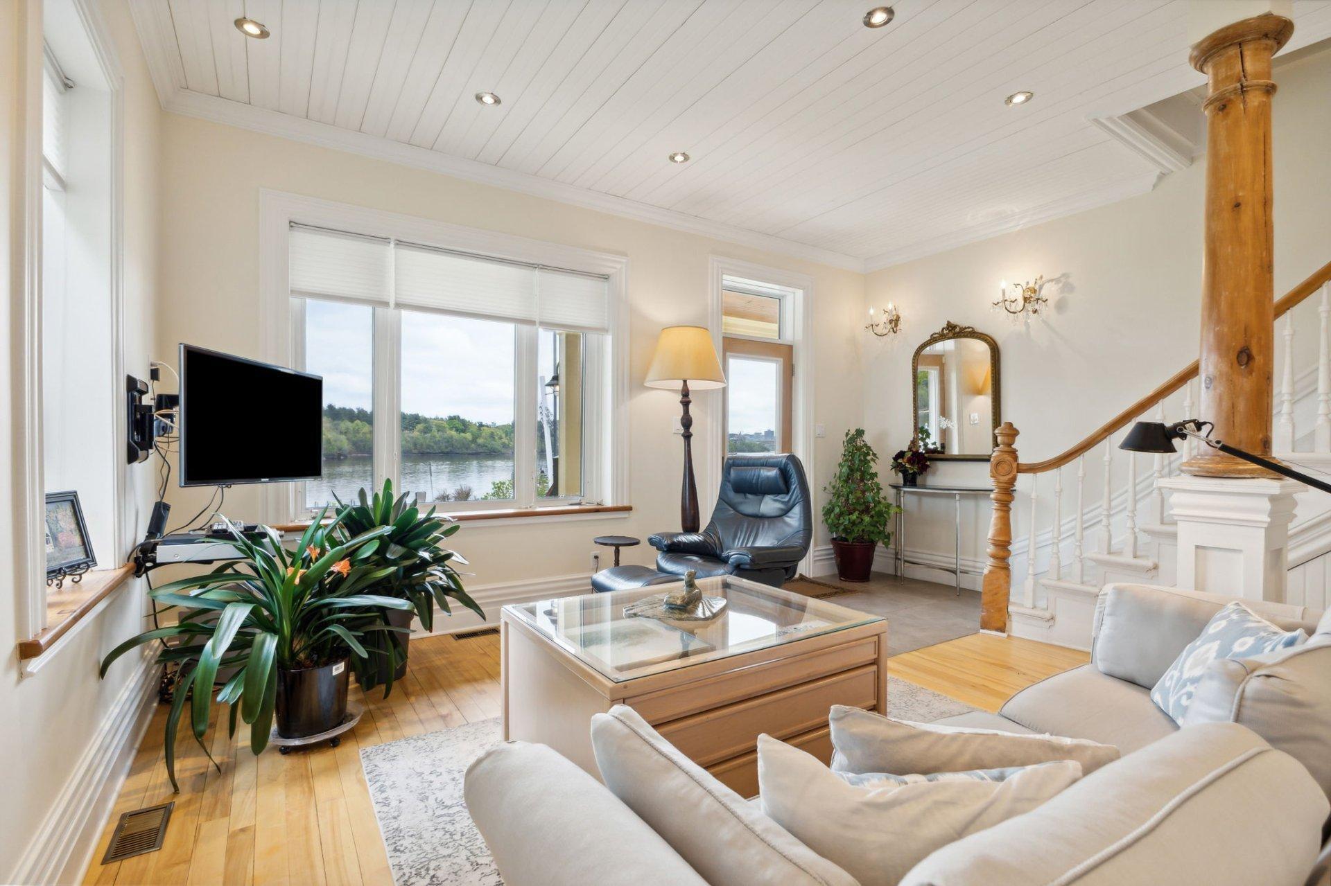 









1035


Rue Jacques-Cartier

,
Gatineau (Gatineau),




QC
J8T2W3


