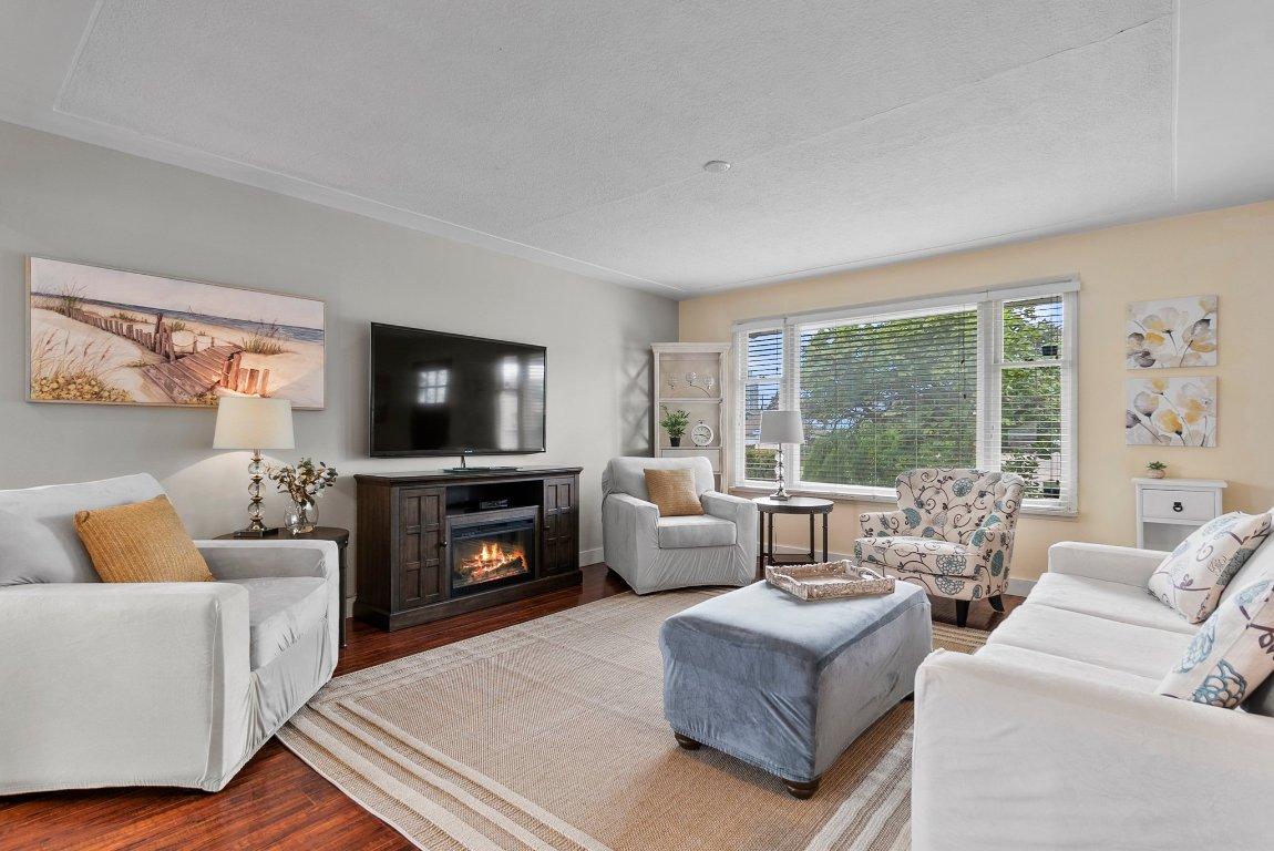 









845


Richter

Street,
Kelowna,




BC
V1Y 2J9

