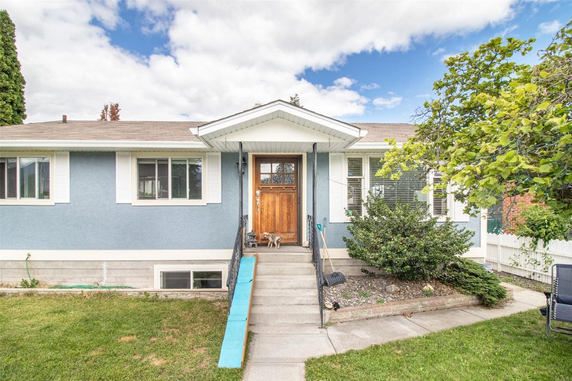 









845


Richter

Street,
Kelowna,




BC
V1Y 2J9

