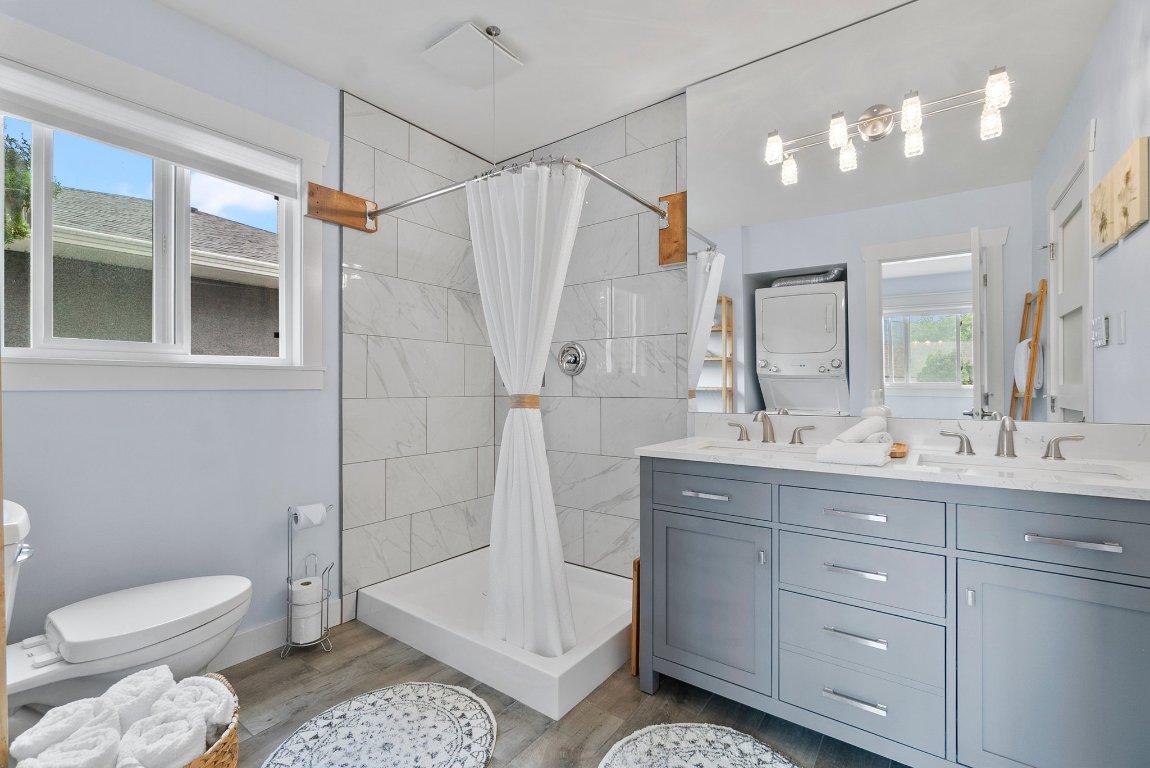 









845


Richter

Street,
Kelowna,




BC
V1Y 2J9


