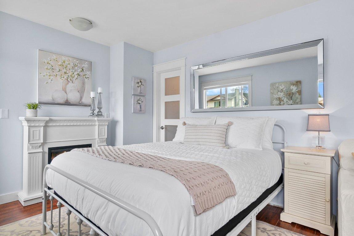 









845


Richter

Street,
Kelowna,




BC
V1Y 2J9

