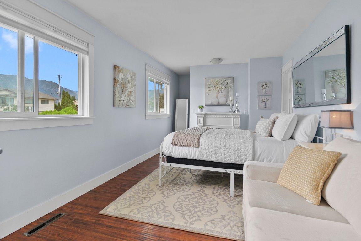 









845


Richter

Street,
Kelowna,




BC
V1Y 2J9

