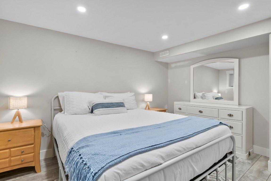 









845


Richter

Street,
Kelowna,




BC
V1Y 2J9

