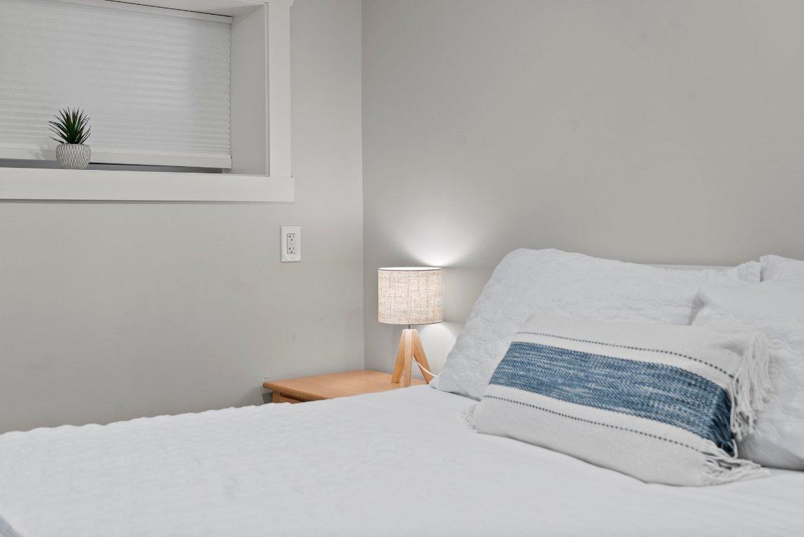 









845


Richter

Street,
Kelowna,




BC
V1Y 2J9

