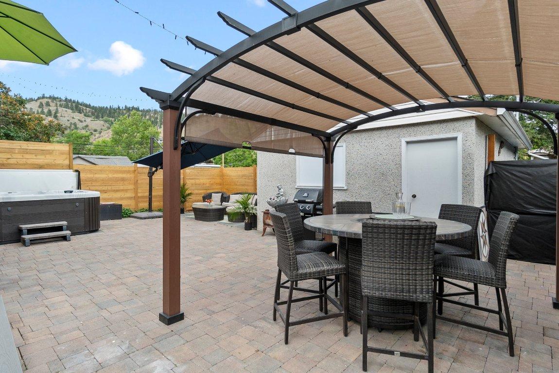









845


Richter

Street,
Kelowna,




BC
V1Y 2J9

