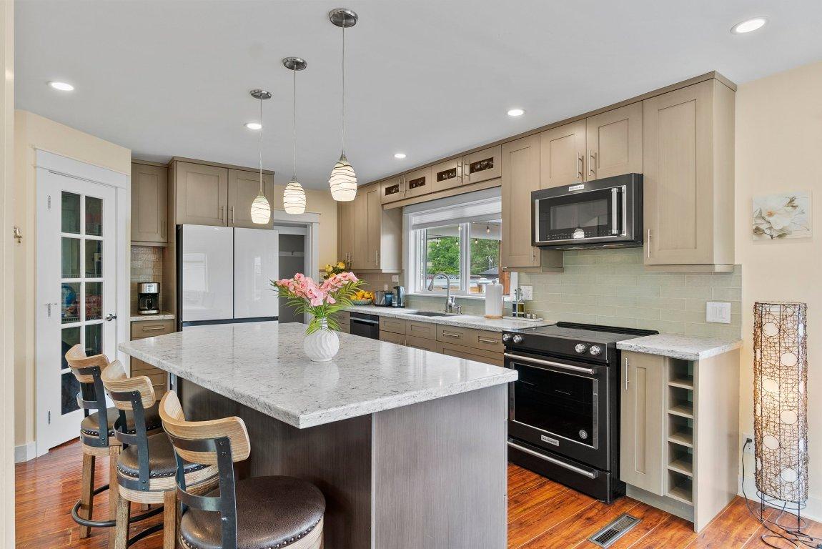 









845


Richter

Street,
Kelowna,




BC
V1Y 2J9

