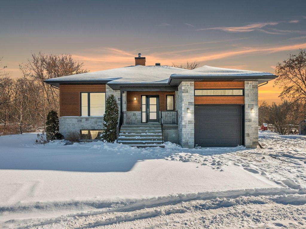 









1312


Route 235

,
Saint-Ignace-de-Stanbridge,




QC
J0J1Y0

