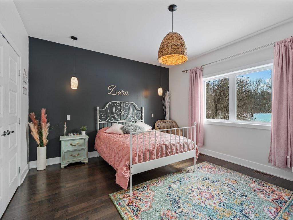 









1312


Route 235

,
Saint-Ignace-de-Stanbridge,




QC
J0J1Y0

