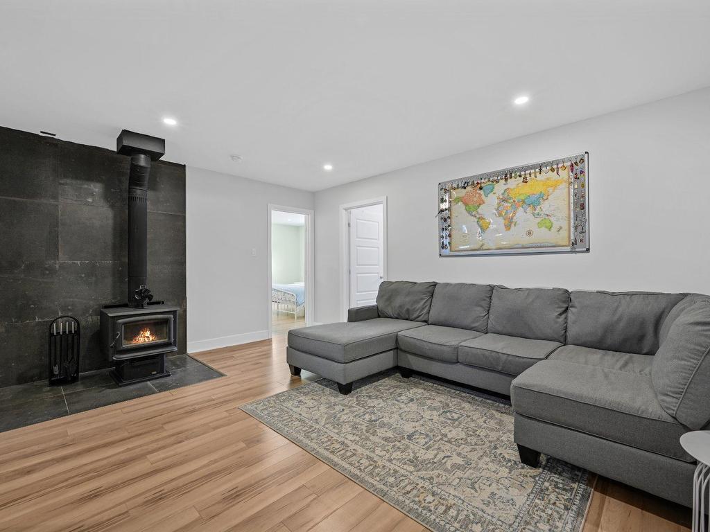 









1312


Route 235

,
Saint-Ignace-de-Stanbridge,




QC
J0J1Y0

