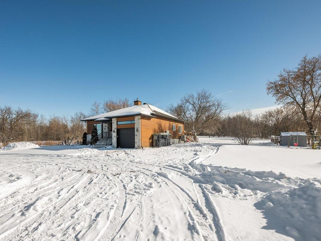 









1312


Route 235

,
Saint-Ignace-de-Stanbridge,




QC
J0J1Y0

