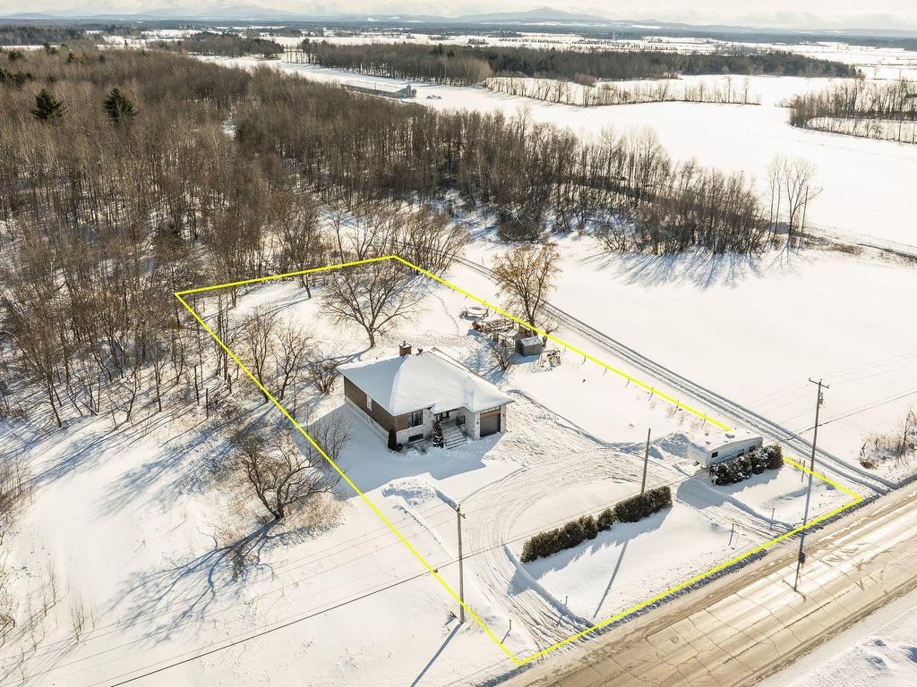 









1312


Route 235

,
Saint-Ignace-de-Stanbridge,




QC
J0J1Y0

