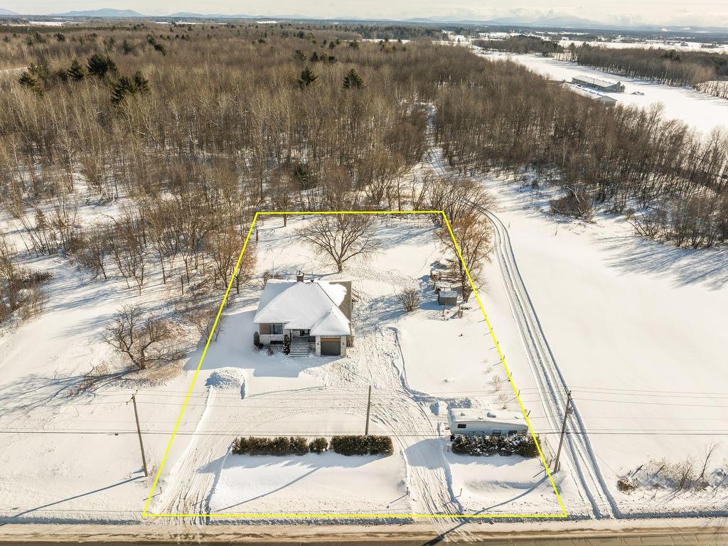 









1312


Route 235

,
Saint-Ignace-de-Stanbridge,




QC
J0J1Y0


