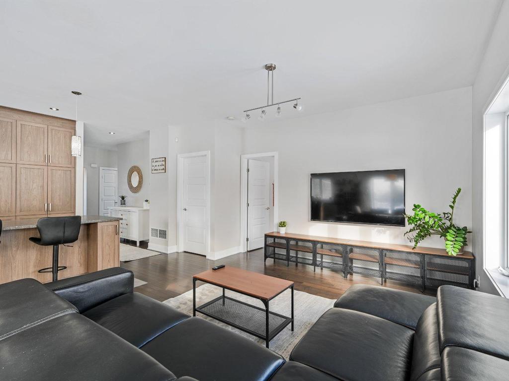 









1312


Route 235

,
Saint-Ignace-de-Stanbridge,




QC
J0J1Y0

