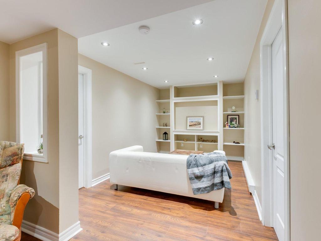 









156


Ch. de Chambord

,
Gatineau (Gatineau),




QC
J8R3H2

