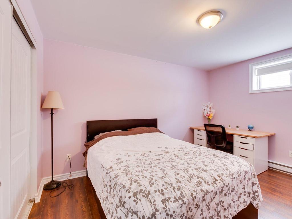 









156


Ch. de Chambord

,
Gatineau (Gatineau),




QC
J8R3H2

