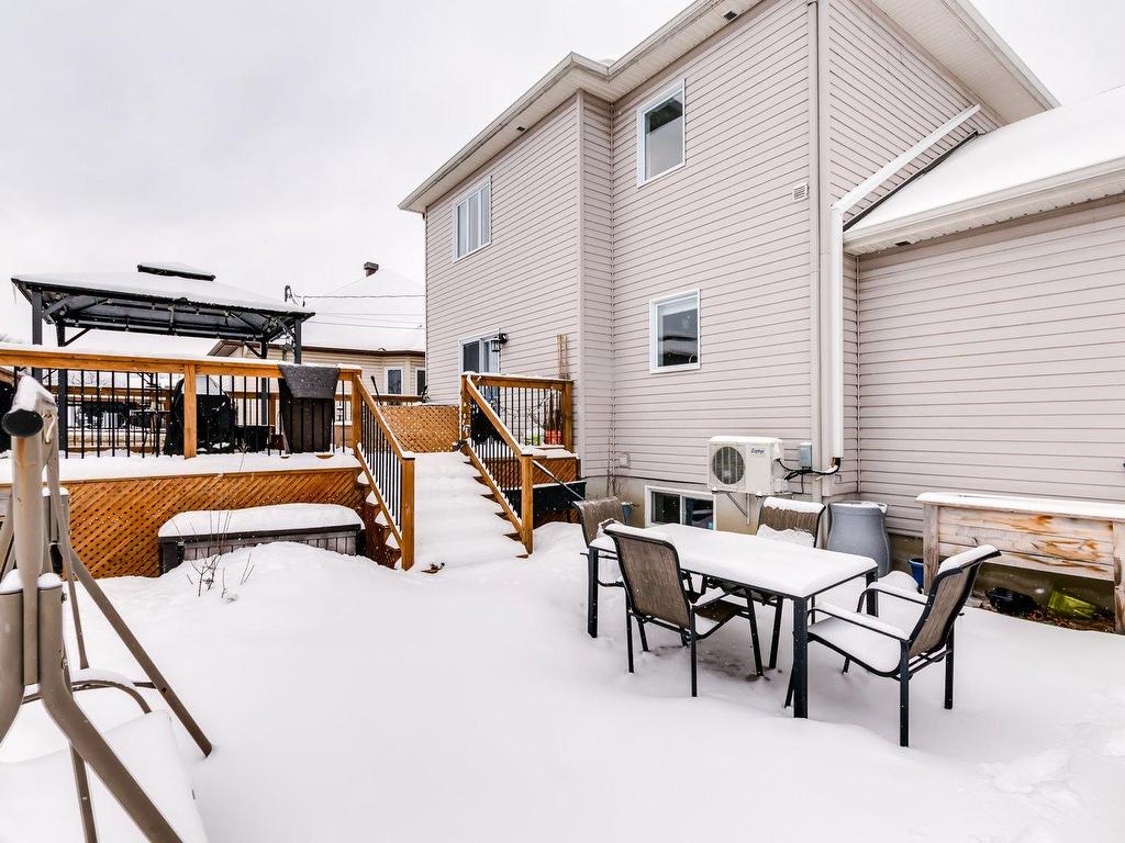 









156


Ch. de Chambord

,
Gatineau (Gatineau),




QC
J8R3H2

