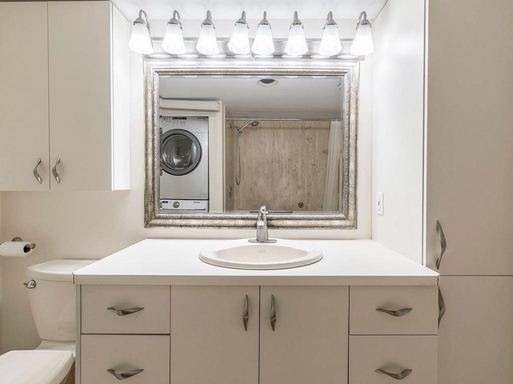 









3455


Rue Drummond

, 501,
Montréal (Ville-Marie),




QC
H3G2R6

