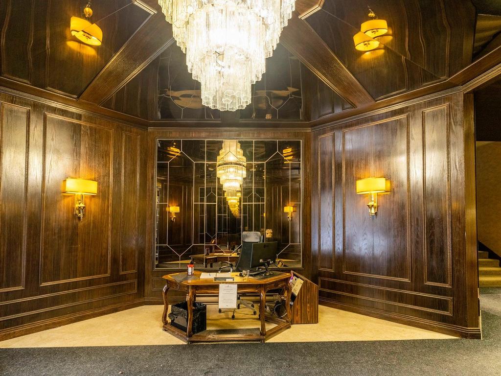 









3455


Rue Drummond

, 501,
Montréal (Ville-Marie),




QC
H3G2R6

