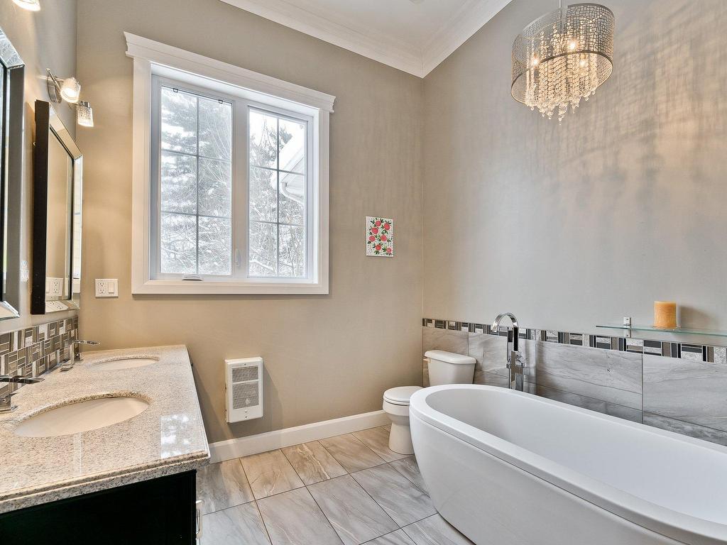 









225


Av. du Parc

,
Sherbrooke (Brompton/Rock Forest/Saint-Élie/Deauville),




QC
J1N3M5

