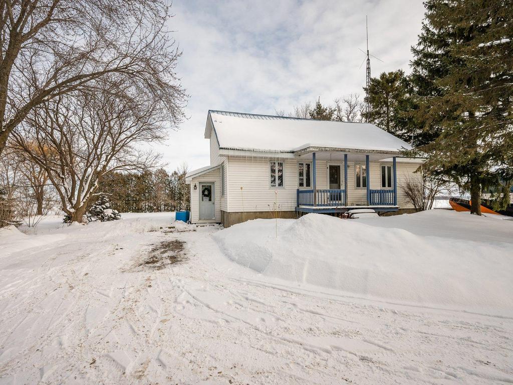









786


Rue Principale

,
Saint-Blaise-sur-Richelieu,




QC
J0J1W0

